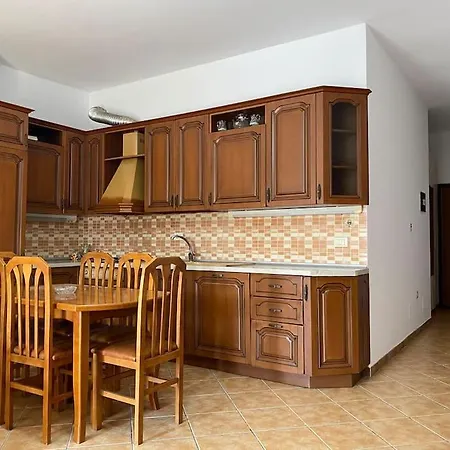 Apartment Roel Center