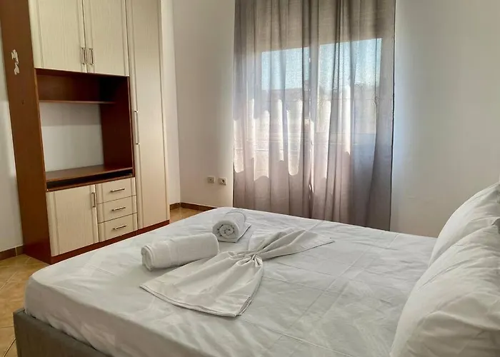 Roel Center Appartamento Shkodër